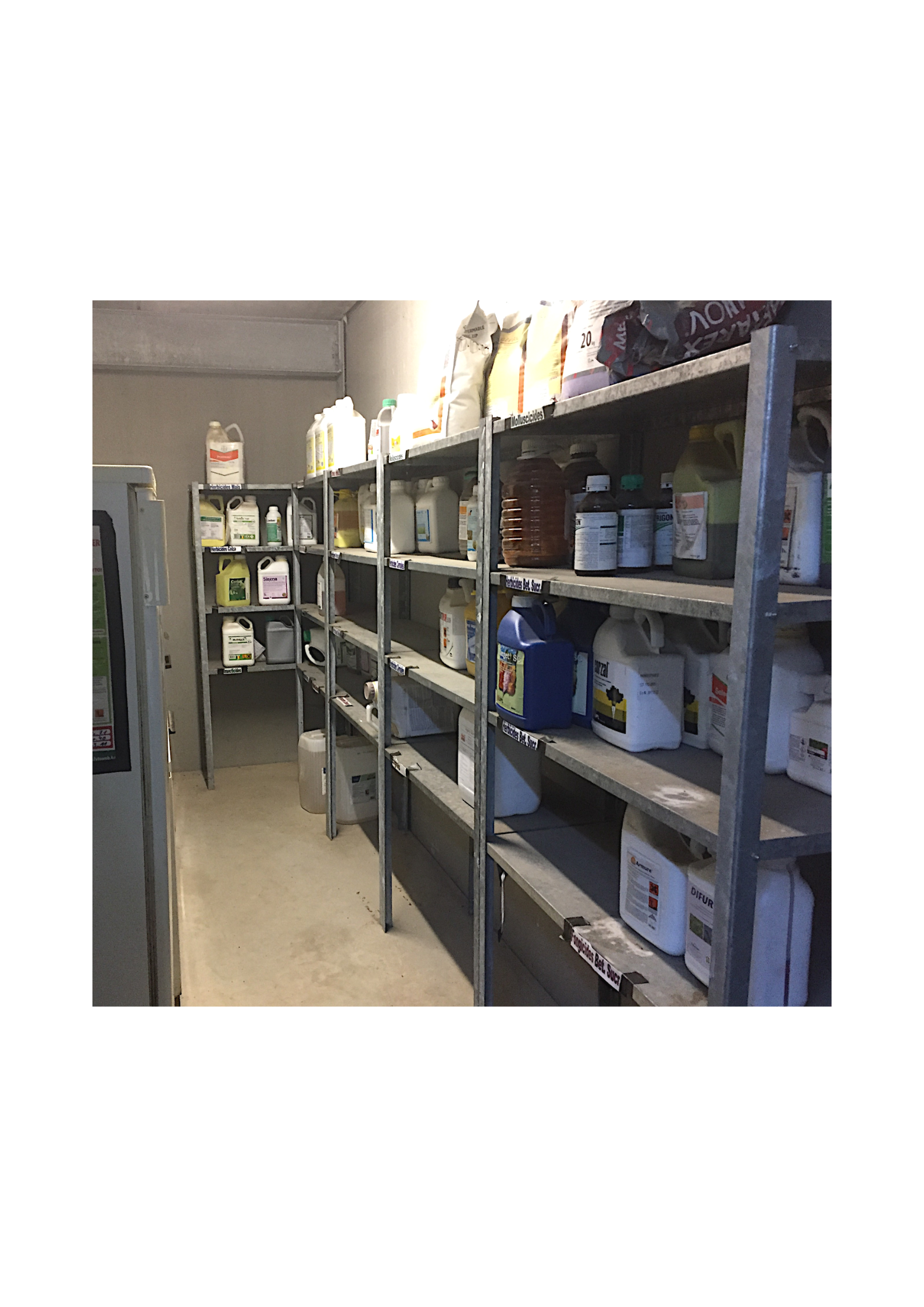 Local de stockage de produits phytopharmaceutiques